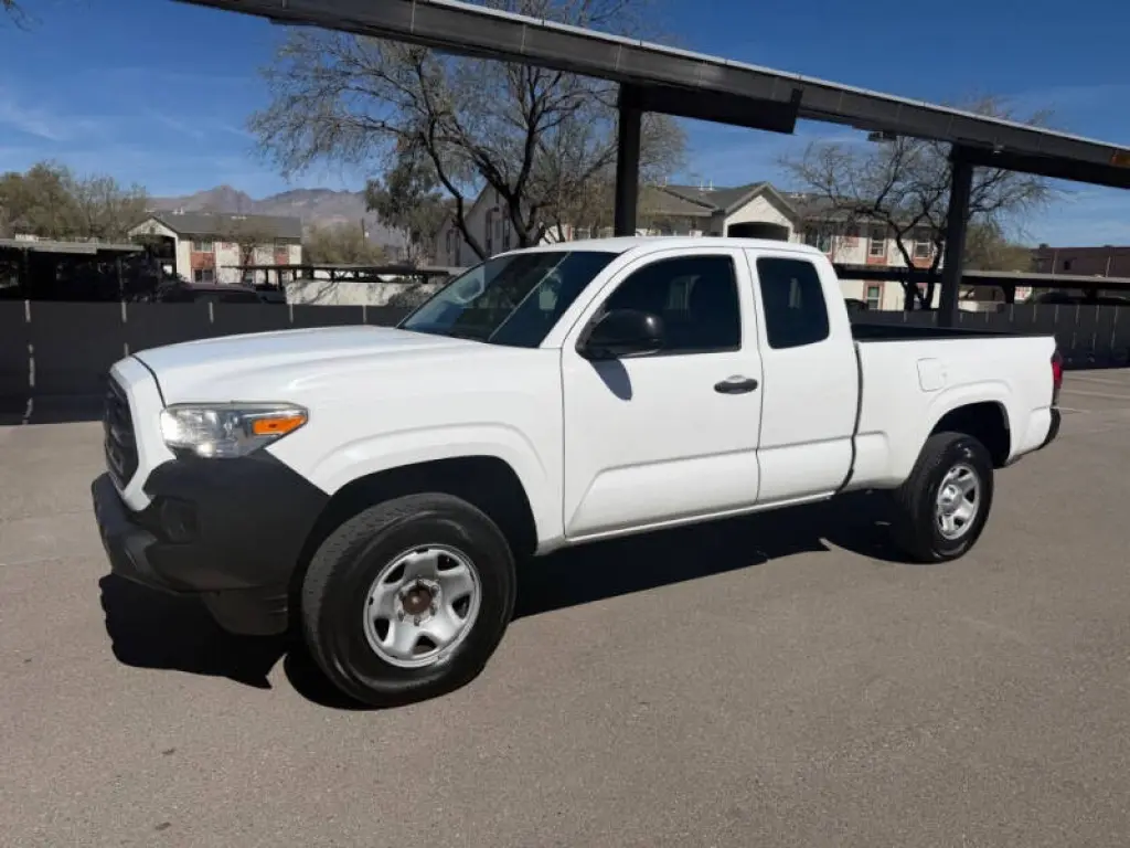2018 Toyota Tacoma SR
