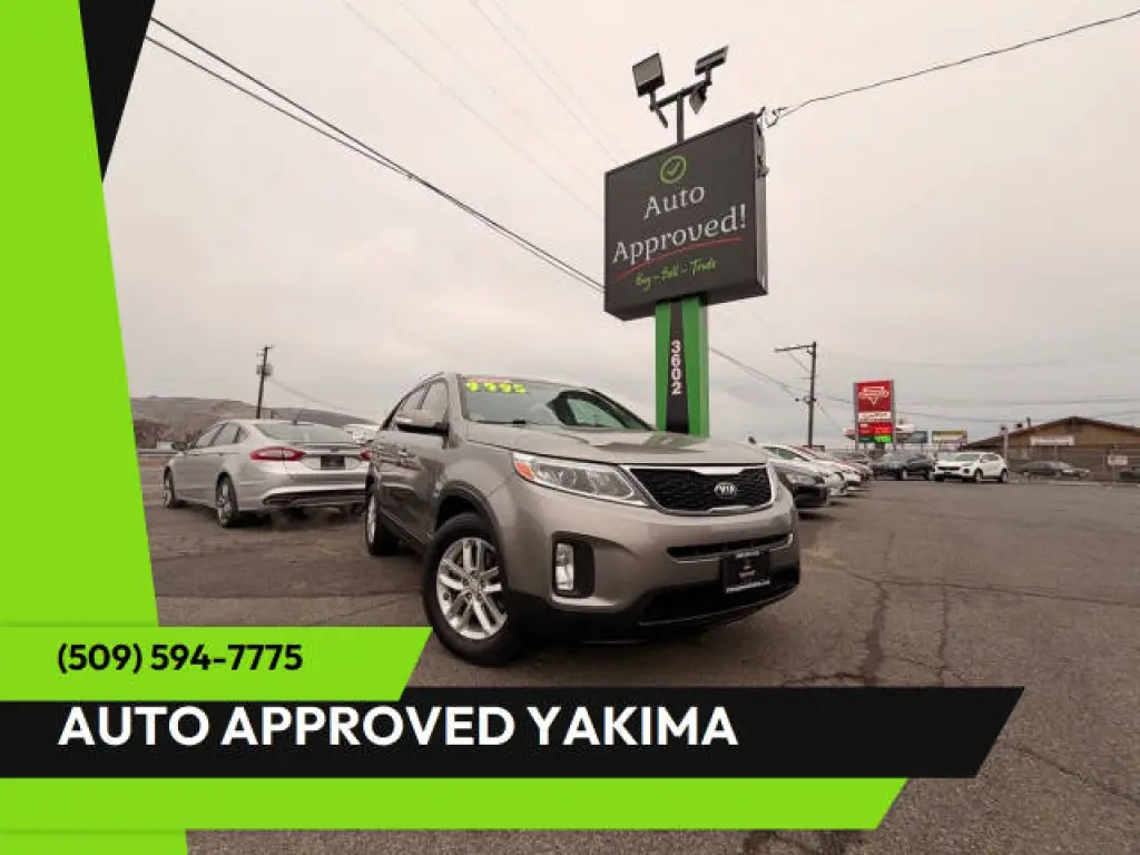2014 Kia Sorento
LX