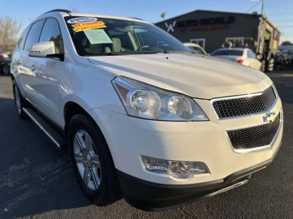 2011 Chevrolet Traverse LT