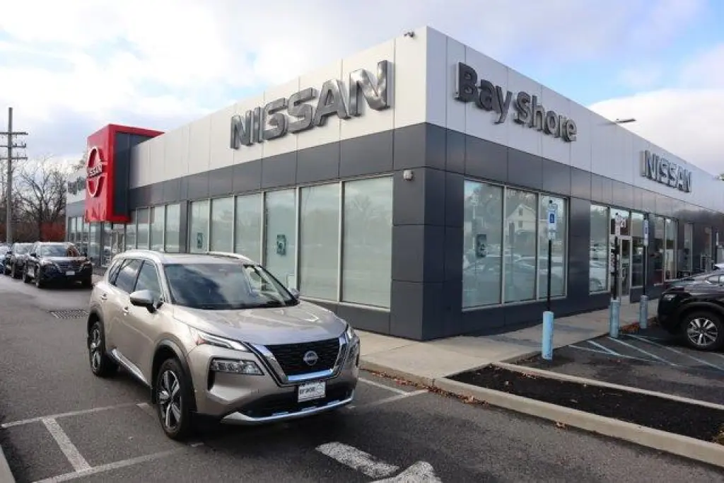 Nissan Rogue 2022 AWD Platinum 4dr Crossover