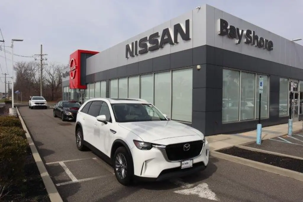 Mazda CX-90 Plug-in Hybrid 2024 AWD Preferred 4dr SUV
