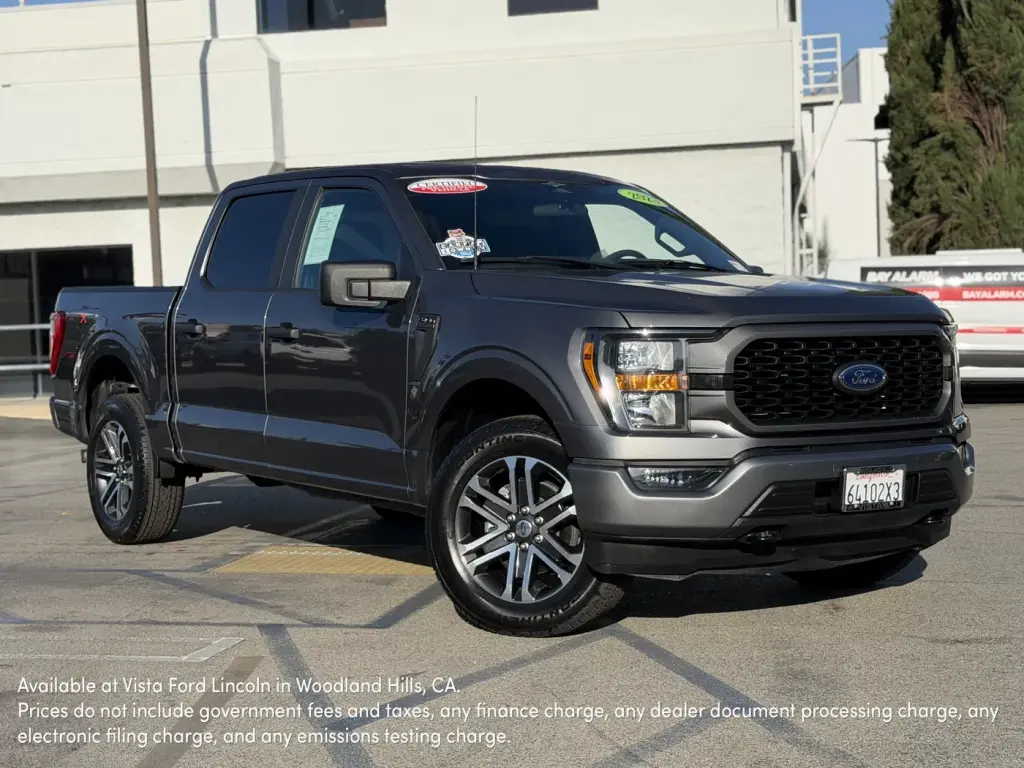 Ford F-150 2023 4x4 XL 4dr SuperCrew 5.5 ft. SB