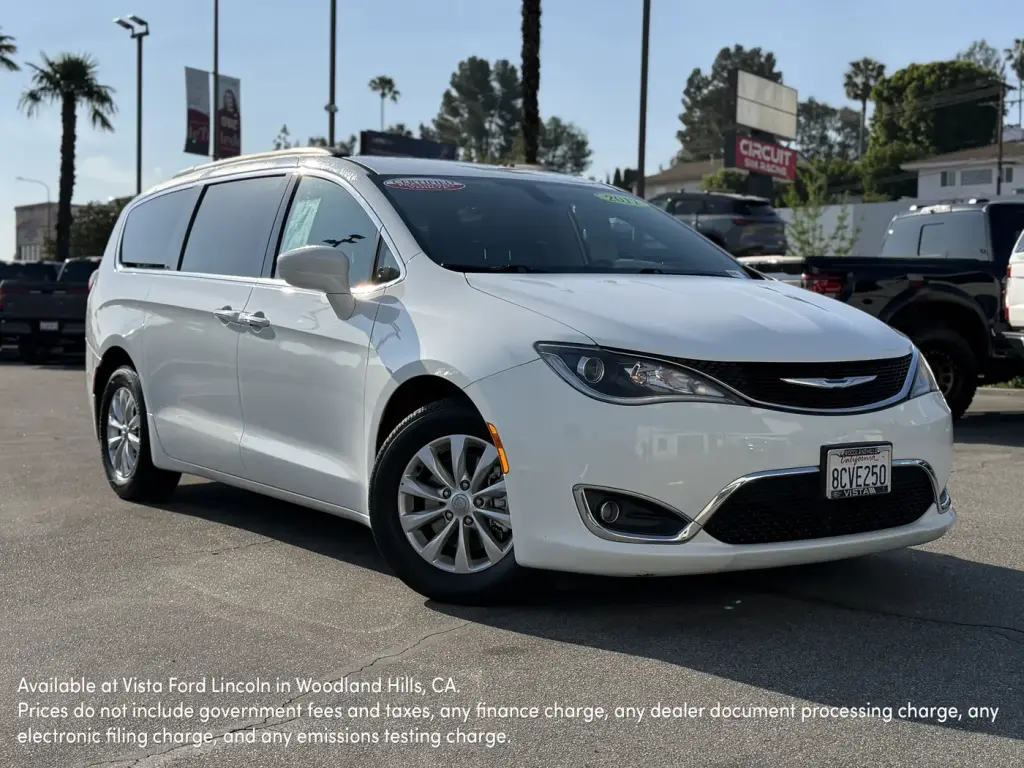 Chrysler Pacifica 2017 Touring-L 4dr Mini-Van