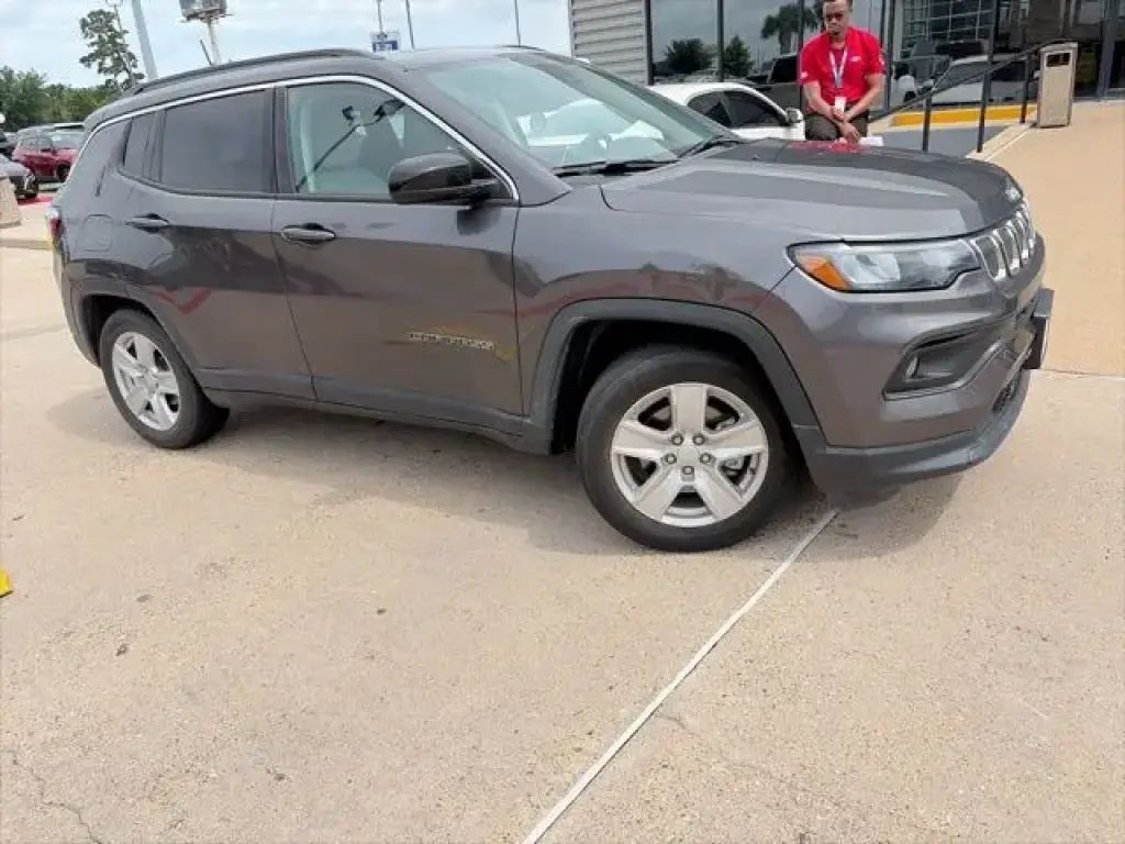 Jeep Compass 2022 Latitude 4dr SUV