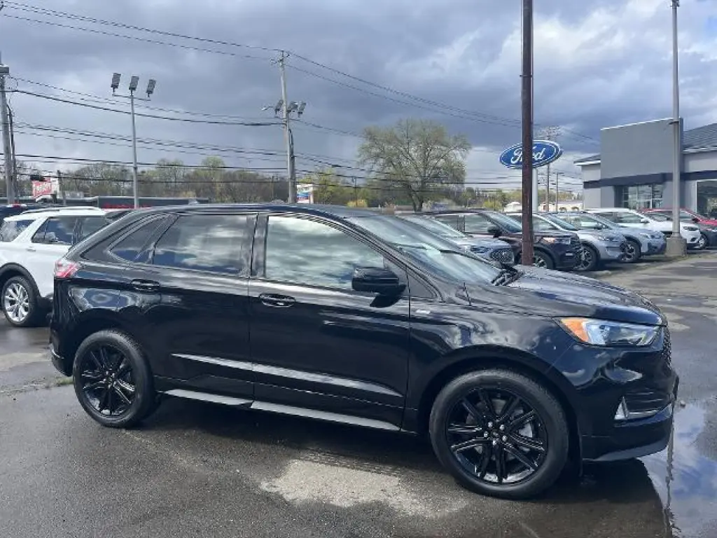 Ford Edge 2023 AWD ST-Line 4dr Crossover