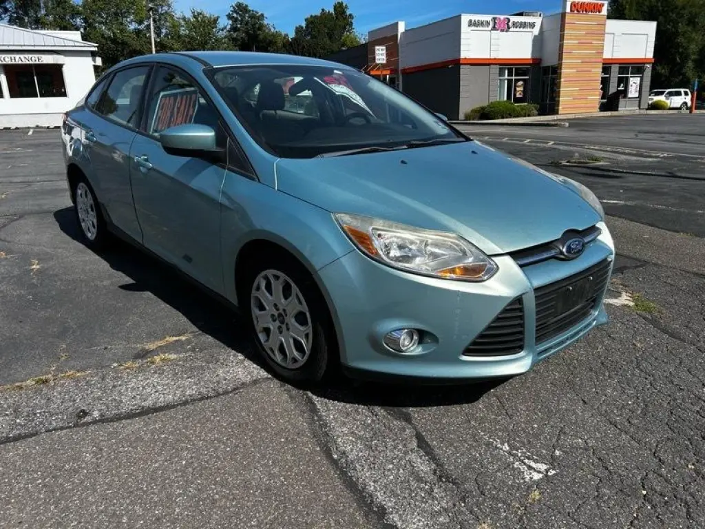 2012 Ford Focus SE Sedan