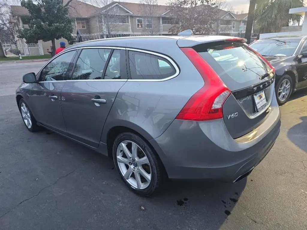 2016 Volvo V60
