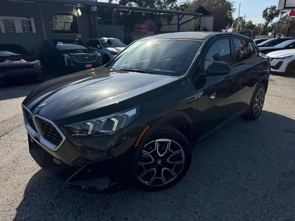 2025 BMW X2 xDrive28i