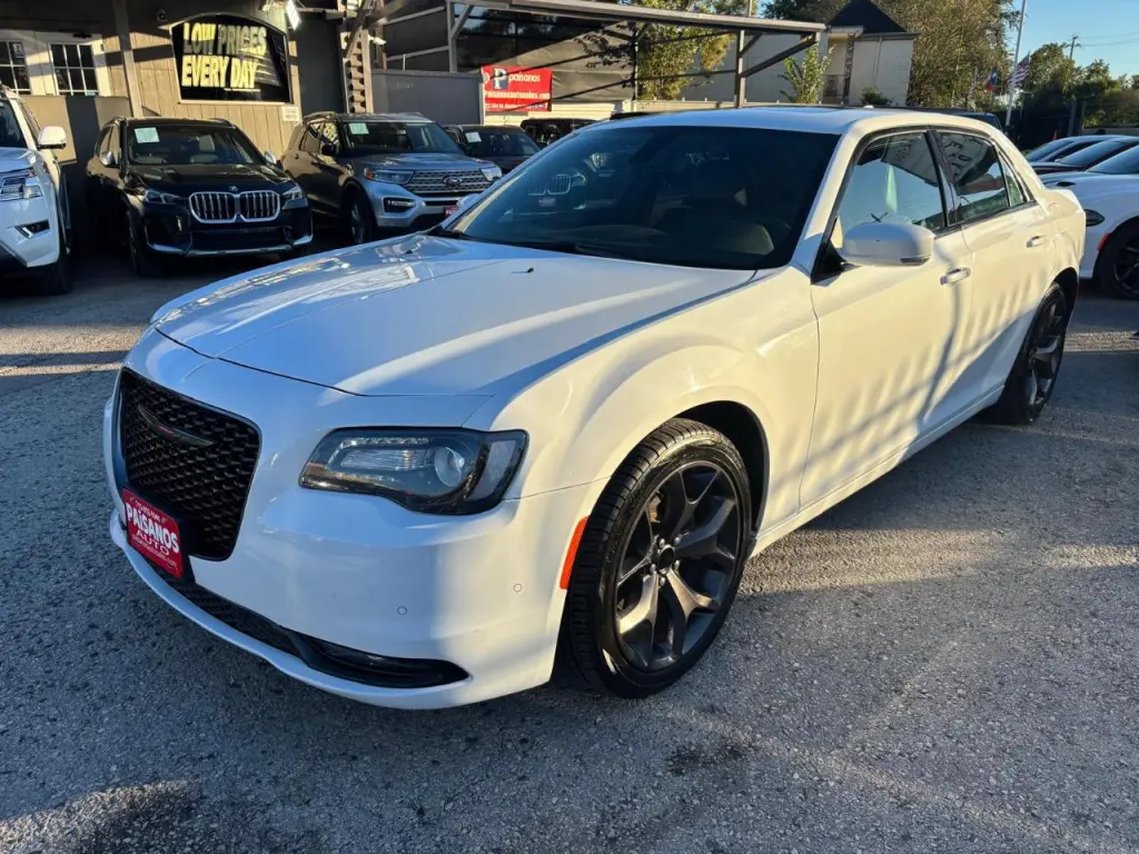 2023 Chrysler 300 300 S
