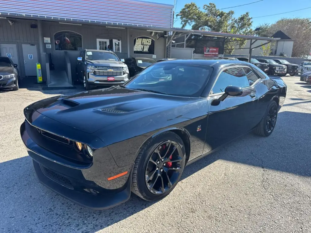 2022 Dodge Challenger R/T SCAT Pack
