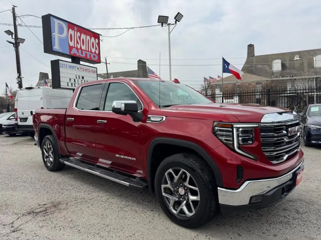 2024 GMC Sierra 1500 SLT Crew Cab 4WD