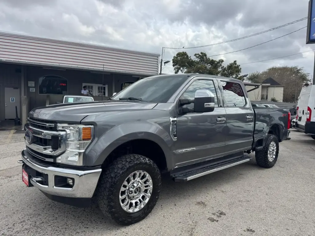 2022 Ford F-250 SD XL Crew Cab 4WD