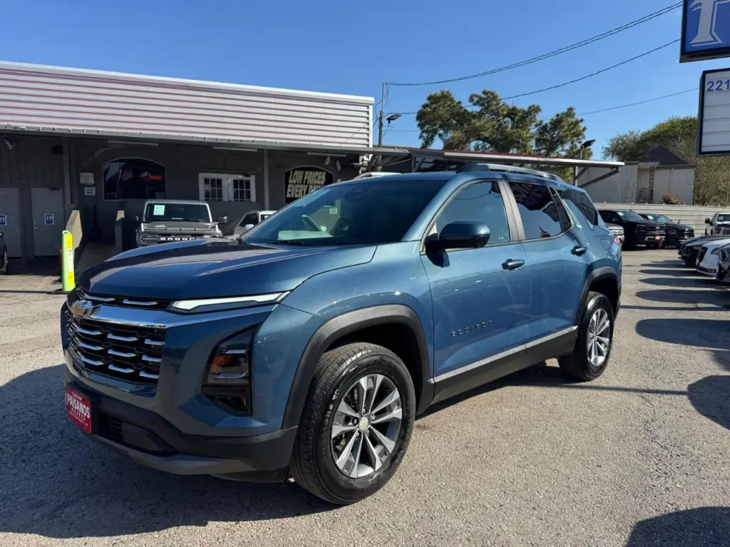 2025 Chevrolet Equinox LT 2WD