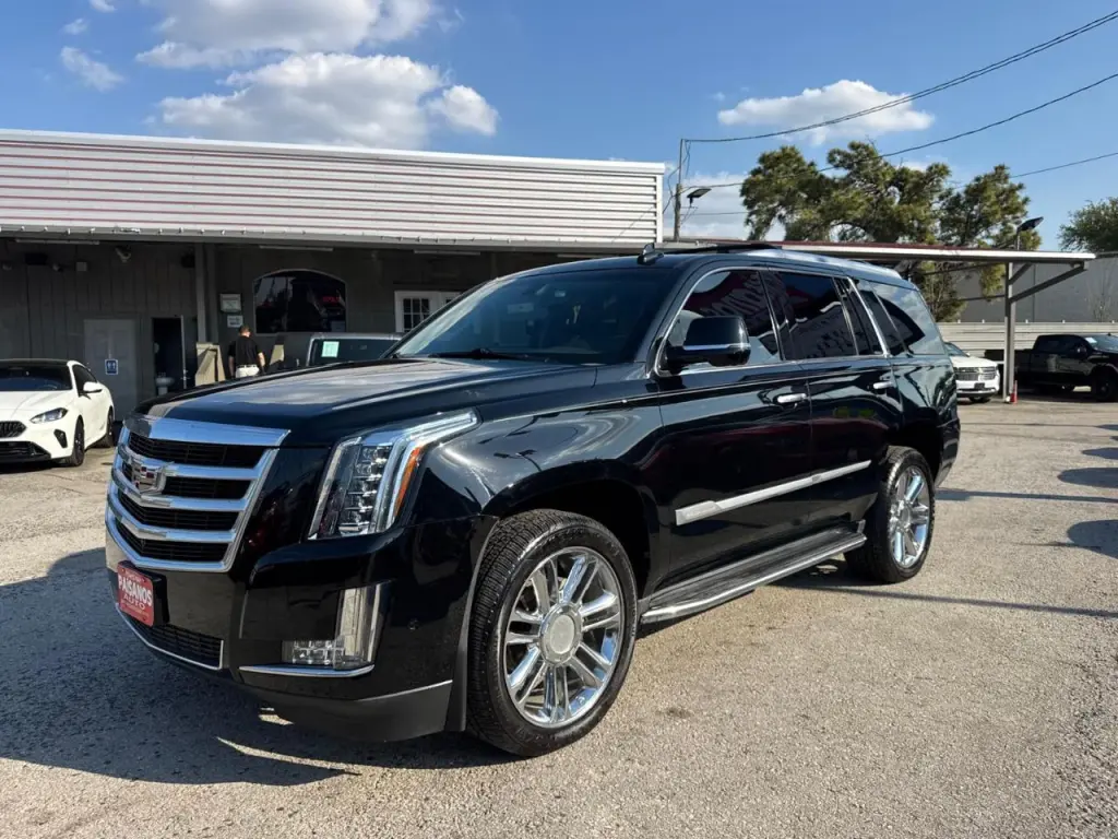 2019 Cadillac Escalade Standard 2WD