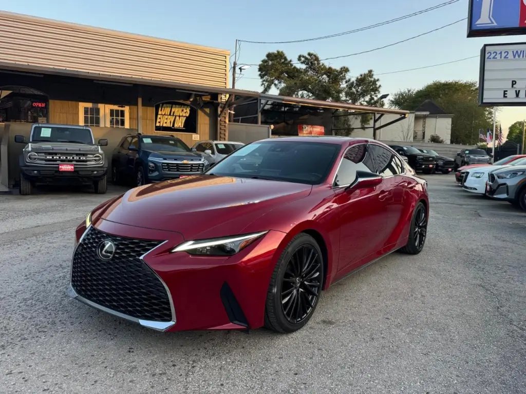 2022 Lexus IS 300 RWD
