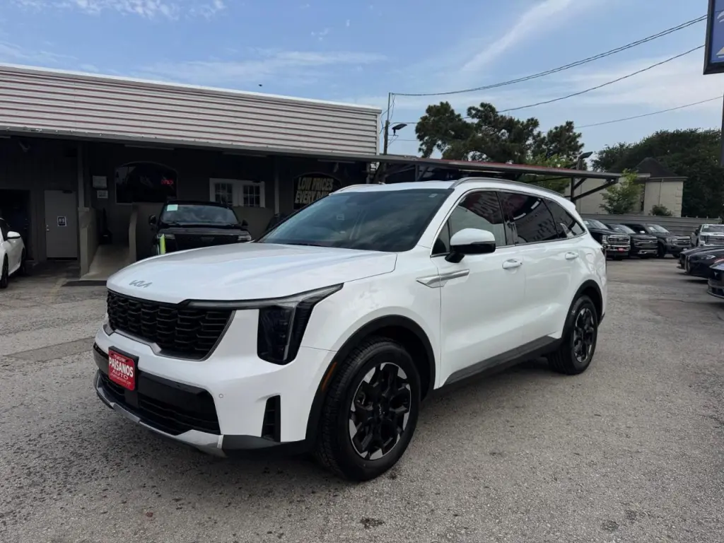 2024 Kia Sorento S 2WD