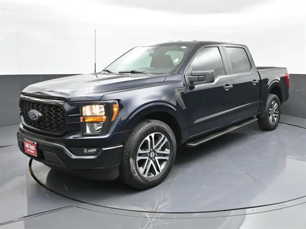 Ford F-150 2023 4x2 XL 4dr SuperCrew 5.5 ft. SB