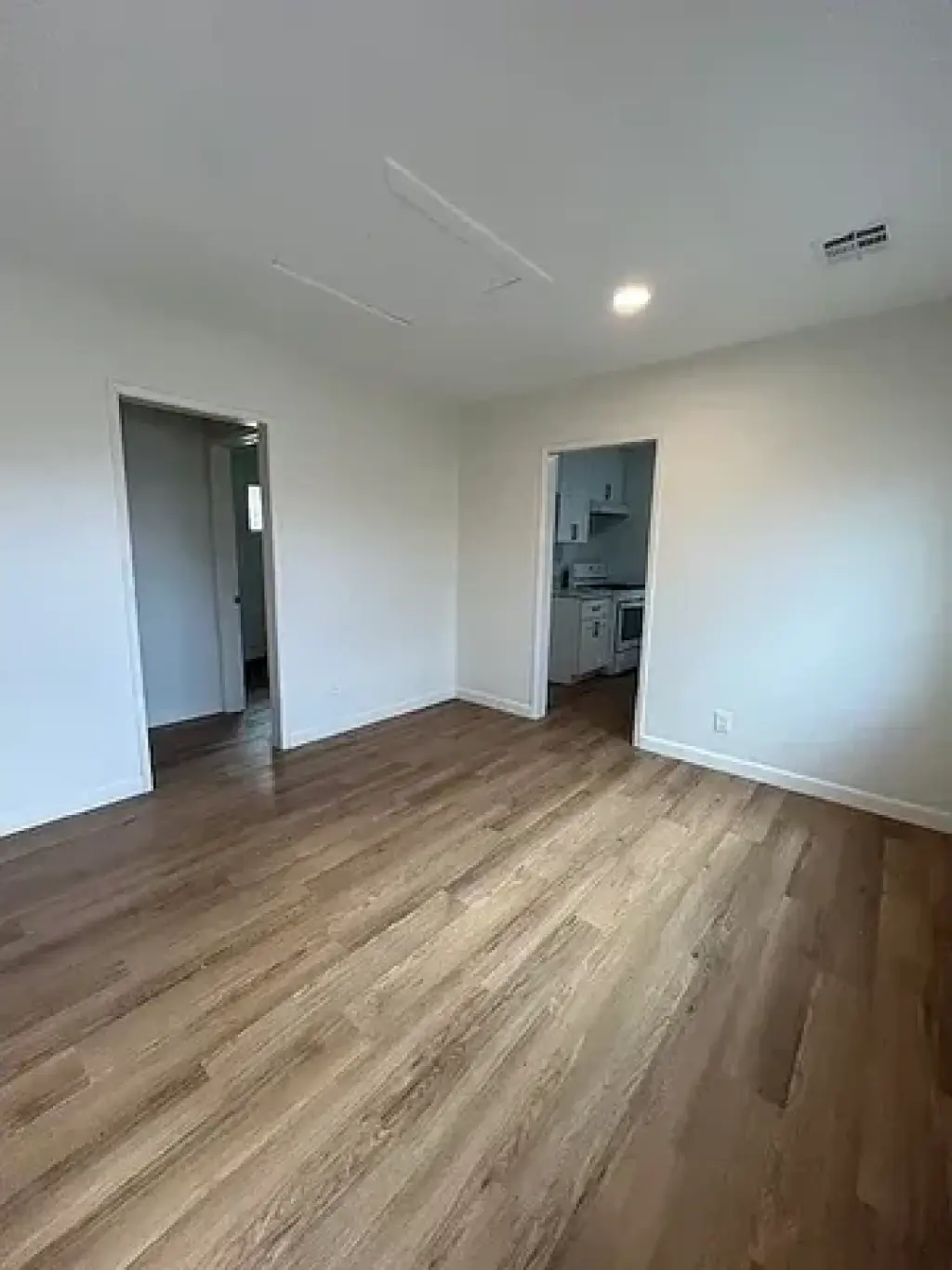 Rent1bed 1bath home in Compton
