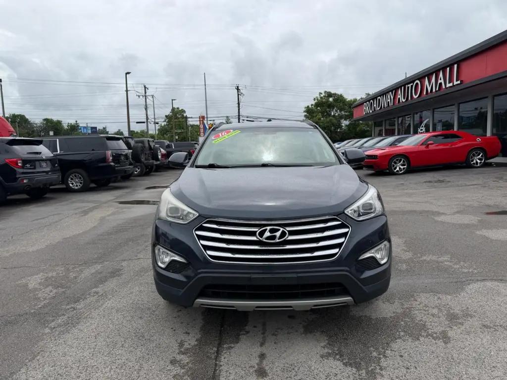 2016 Hyundai Santa Fe SE