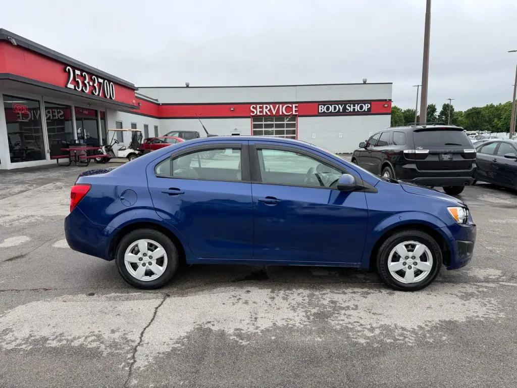 2013 Chevrolet Sonic LS