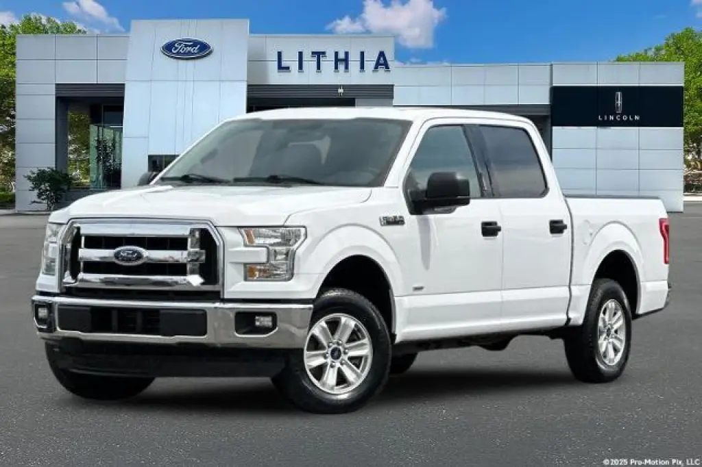 Ford F-150 2015 4x2 XL 4dr SuperCrew 5.5 ft. SB