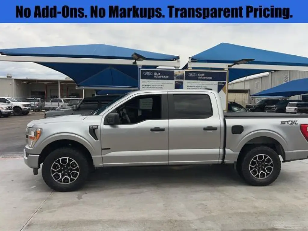 Ford F-150 2022 4x2 XL 4dr SuperCrew 5.5 ft. SB