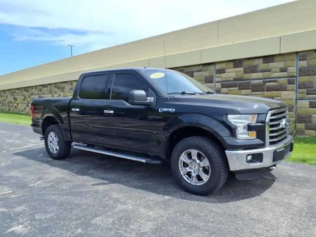 Ford F-150 2015 4x4 XLT 4dr SuperCrew 5.5 ft. SB