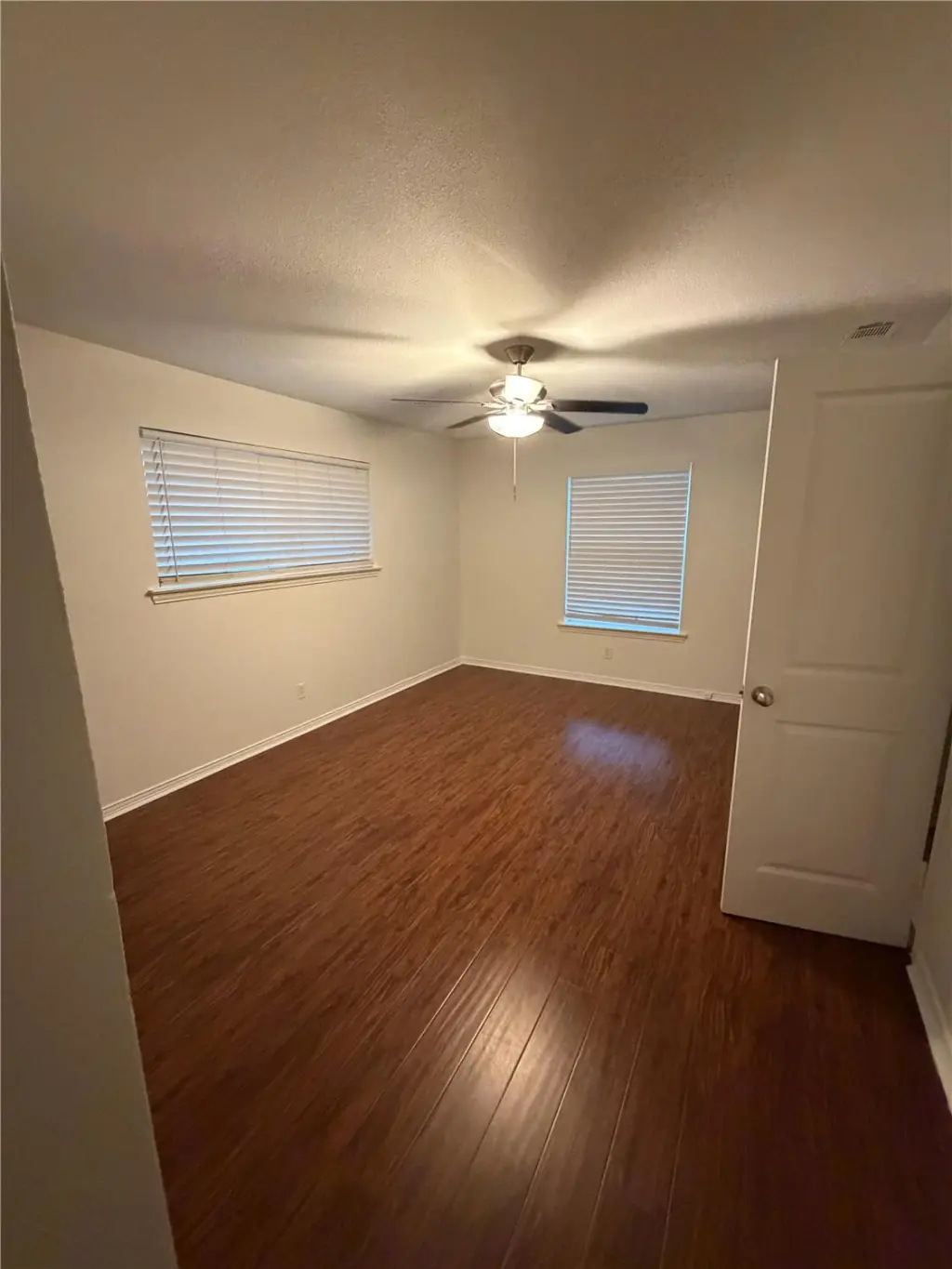 Propiedad en alquiler con 2 habitaciones y 2 baños en Dallas