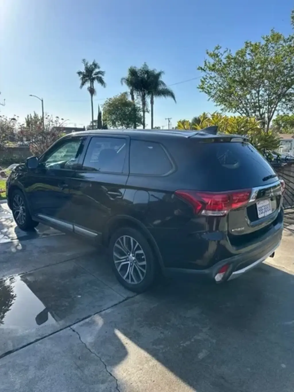 🚗 2017 Mitsubishi Outlander –