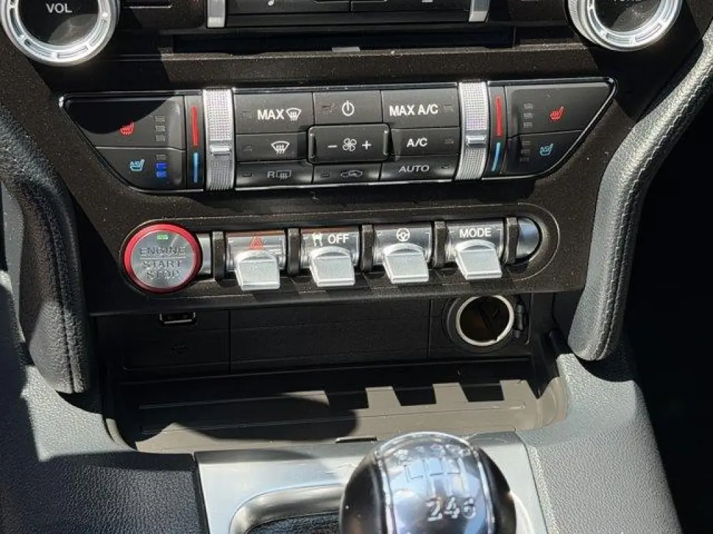 Ford Mustang 2021 EcoBoost 2dr Fastback