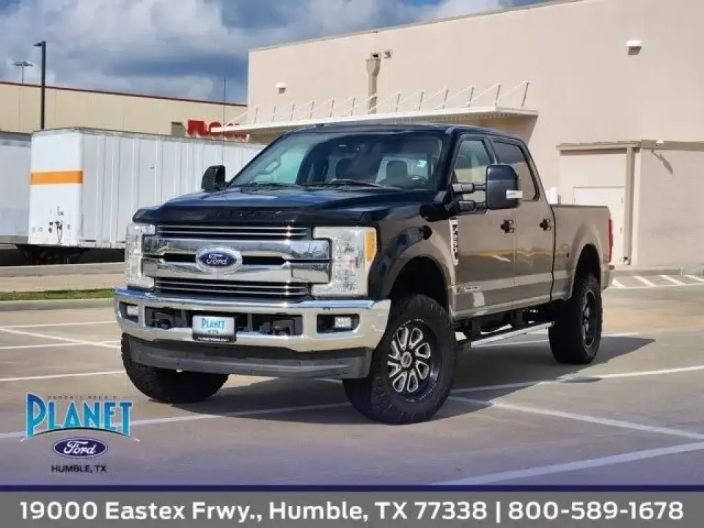 Ford F-250 Super Duty 2017 4x4 King Ranch 4dr Crew Cab 6.8 ft. SB Pickup