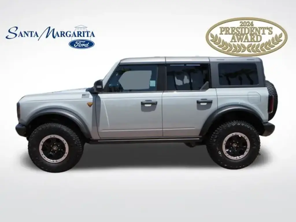 Ford Bronco 2022 4x4 Base Advanced 4dr SUV