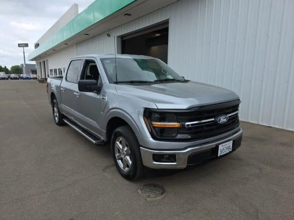 Ford F-150 2025 4x2 XLT 4dr SuperCrew 5.5 ft. SB