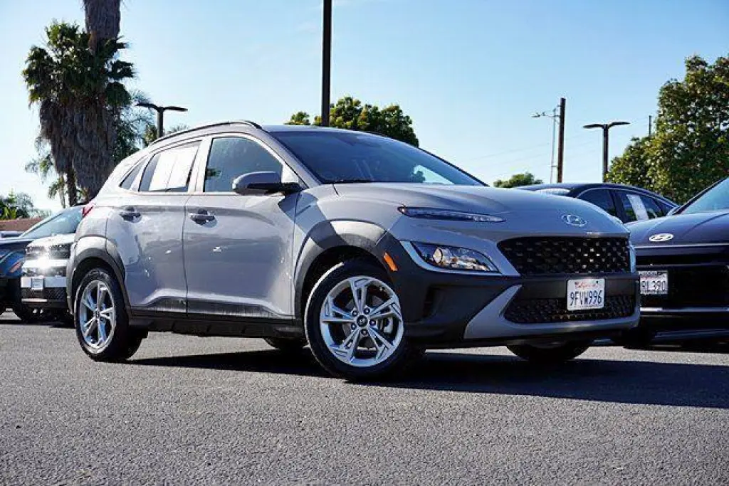 Hyundai KONA 2023 SEL 4dr Crossover