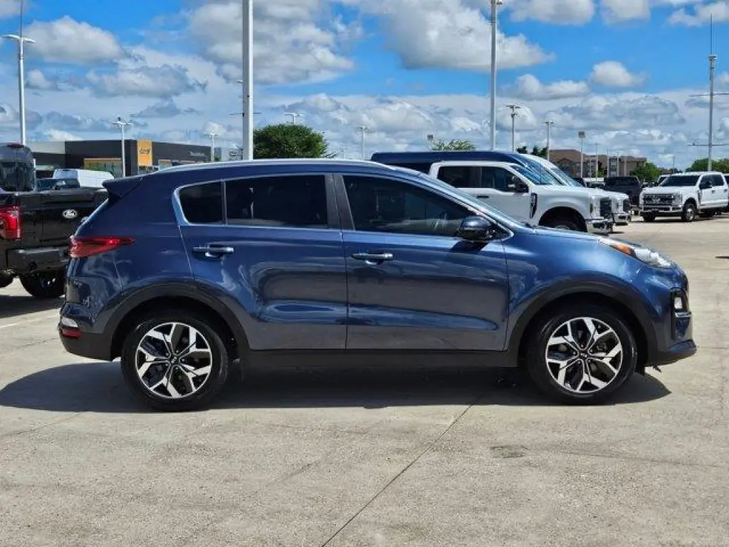 Kia Sportage 2021 EX 4dr SUV