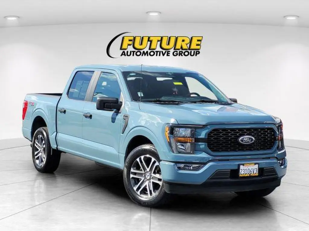 Ford F-150 2023 4x2 XL 4dr SuperCrew 5.5 ft. SB