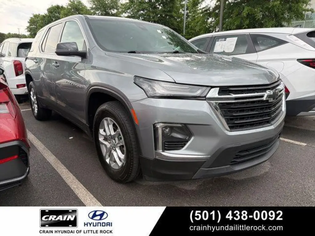 Chevrolet Traverse 2023 4x4 LS 4dr SUV w/1LS
