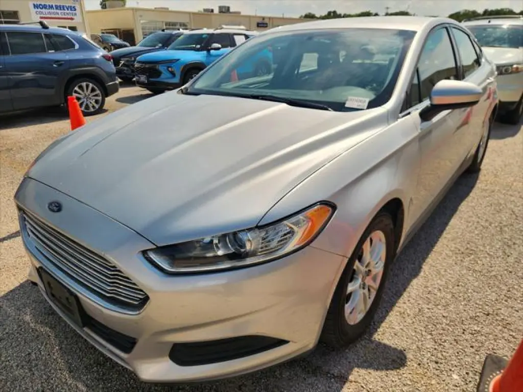 Ford Fusion 2016 S 4dr Sedan