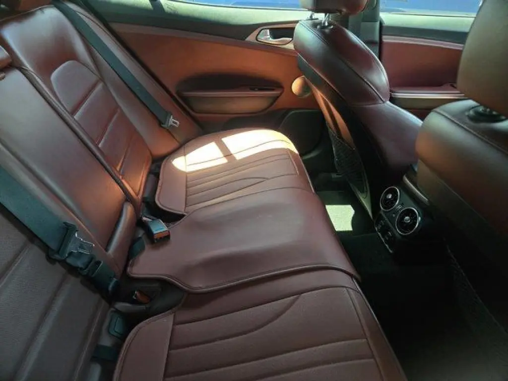 Kia Stinger 2018 GT2 4dr Sedan