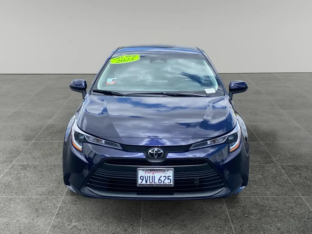 Toyota Corolla 2025 LE 4dr Sedan