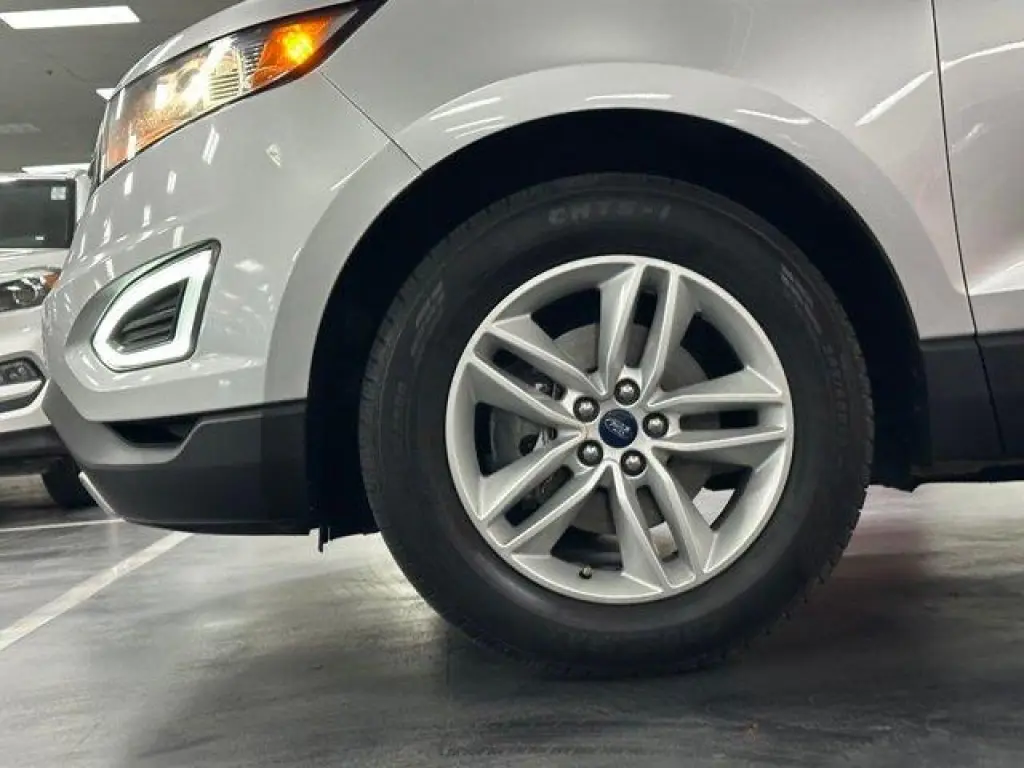 Ford Edge 2017 SEL 4dr Crossover