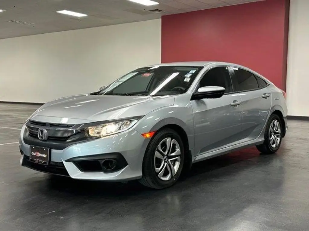 Honda Civic 2018 LX 4dr Sedan w/Honda Sensing