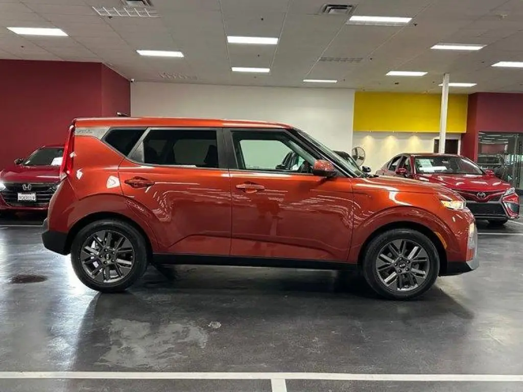 Kia Soul 2021 LX 4dr Crossover CVT