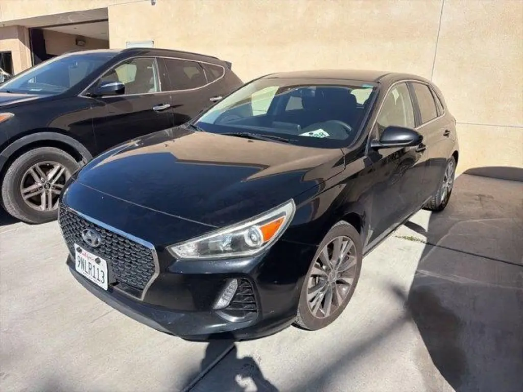 Hyundai ELANTRA GT 2018 4dr Hatchback 6M