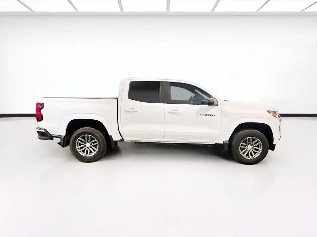 Chevrolet Colorado 2023 4x2 LT 4dr Crew Cab 5 ft. SB