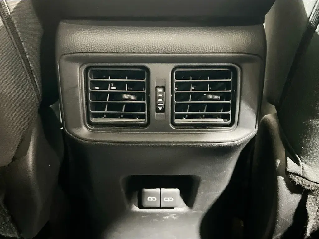 Toyota RAV4 2023 XLE 4dr SUV