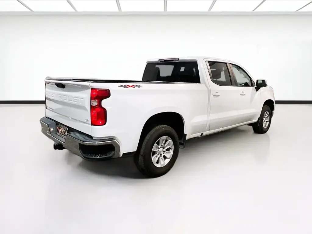 Chevrolet Silverado 1500 2023 4x4 LT 4dr Crew Cab 5.8 ft. SB w/1LT