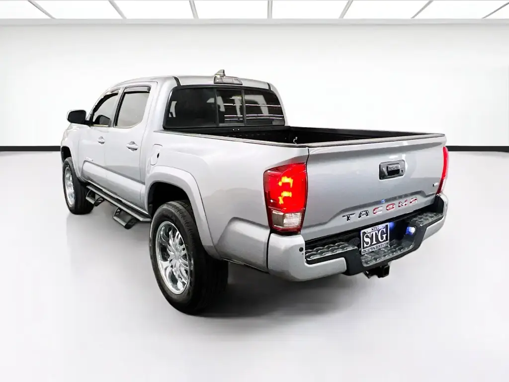 Toyota Tacoma 2016 4x2 TRD Sport 4dr Double Cab 5.0 ft SB