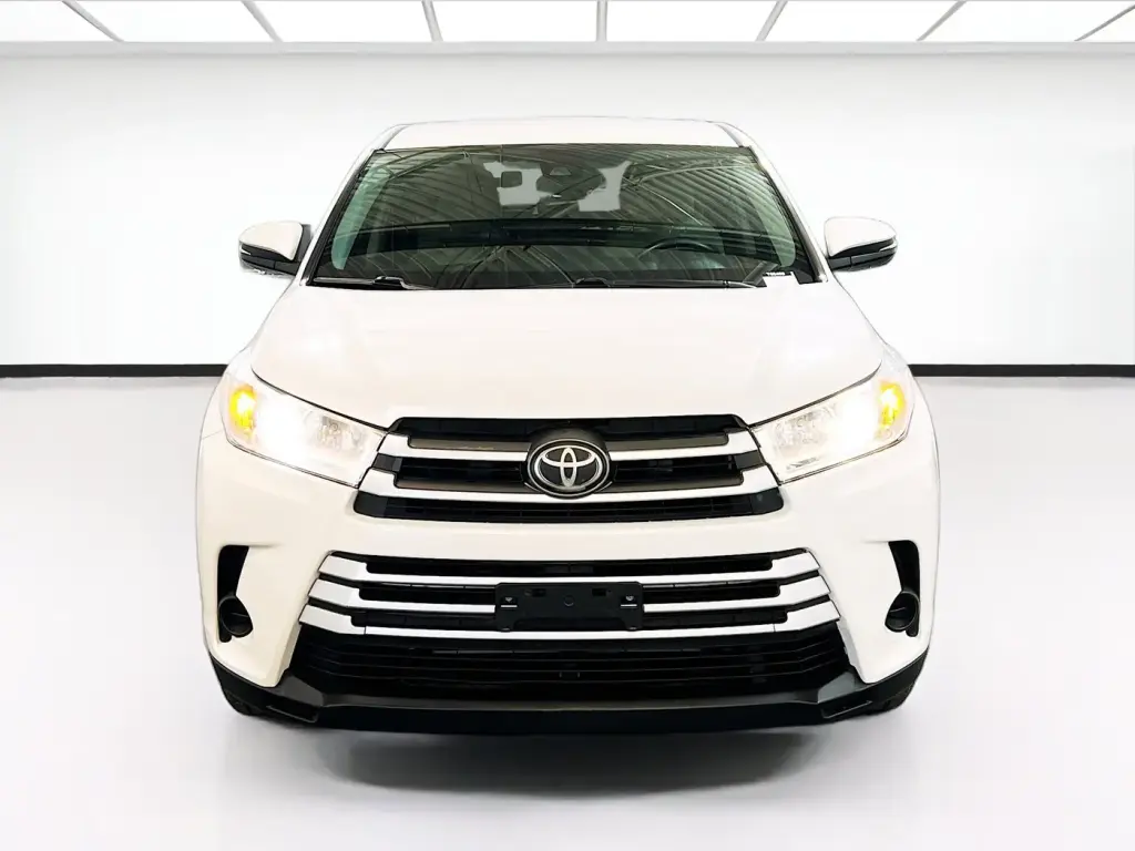 Toyota Highlander 2017 LE 4dr SUV (3.5L V6)