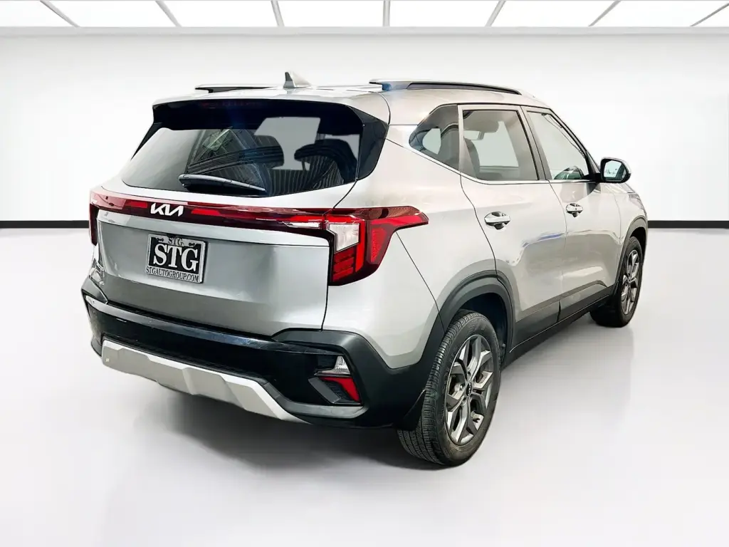 Kia Seltos 2024 S 4dr SUV